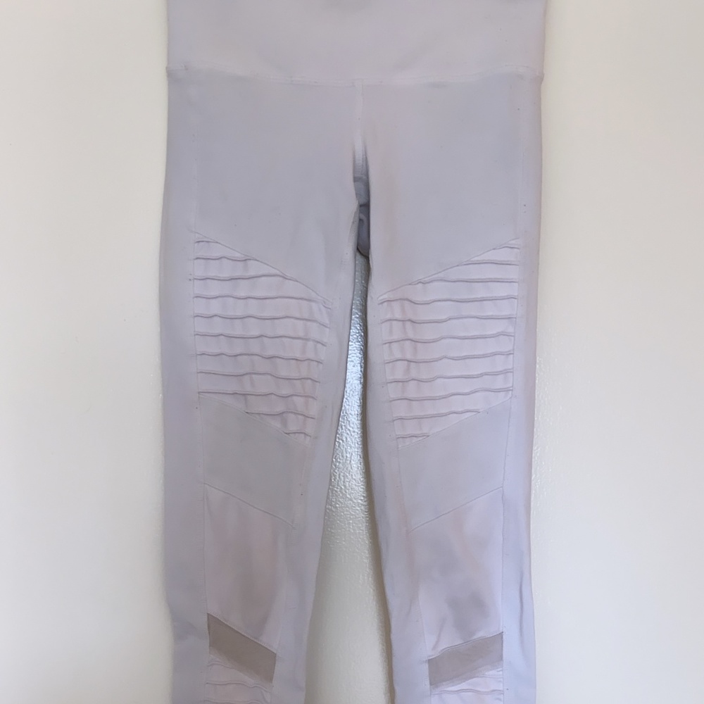 Alo Yoga - Moto Legging - White